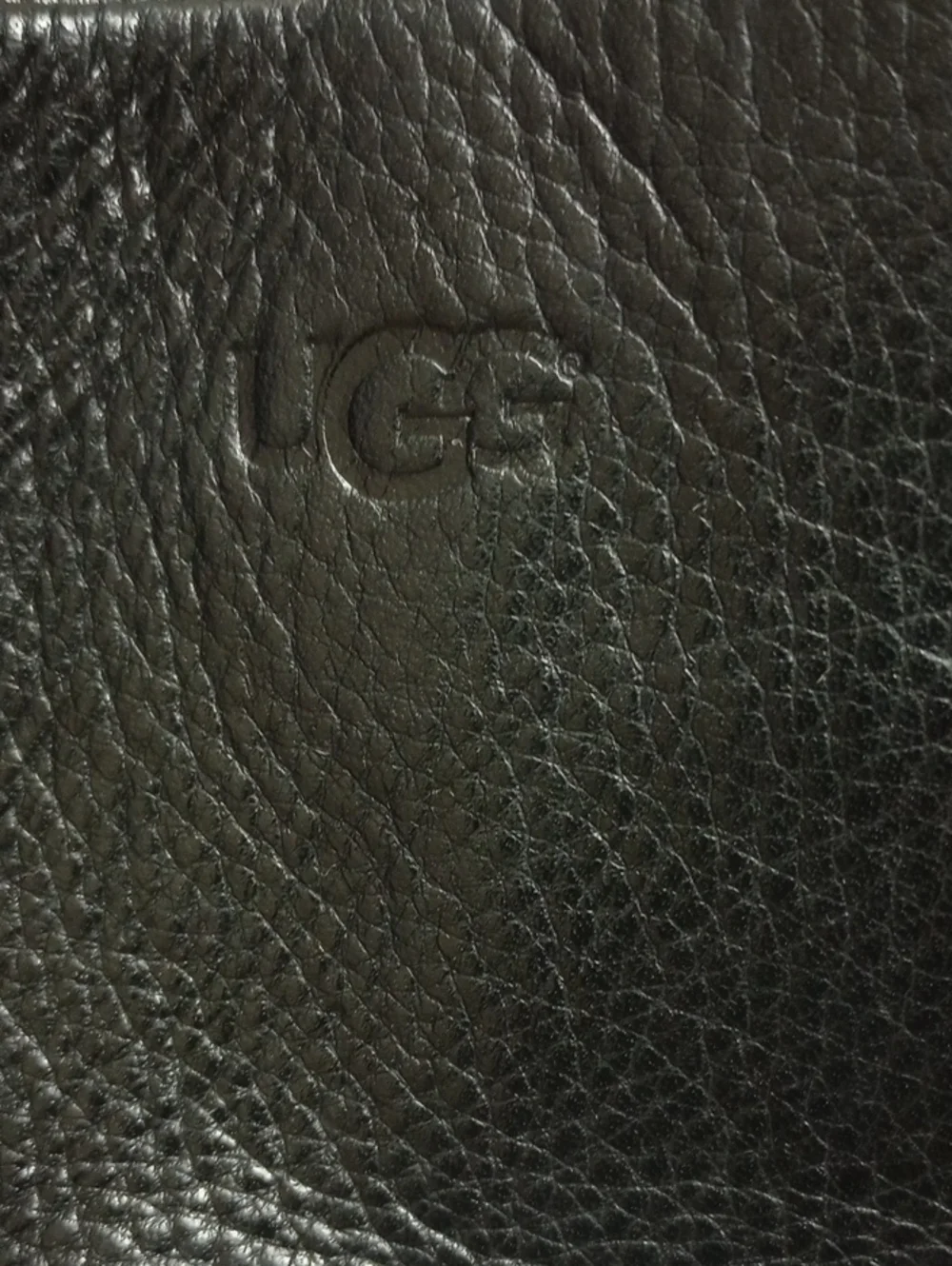 UGG LEA PEBBLED FINE GRADE LEATHER SHOULDER BAG WITH FRINGE AND LINEN LINING